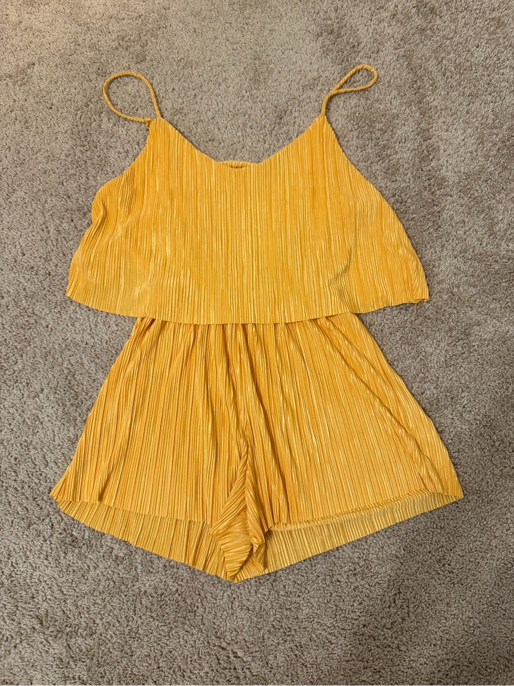 Heart & Hips Yellow Pleated Romper with Spaghetti Straps, Small!